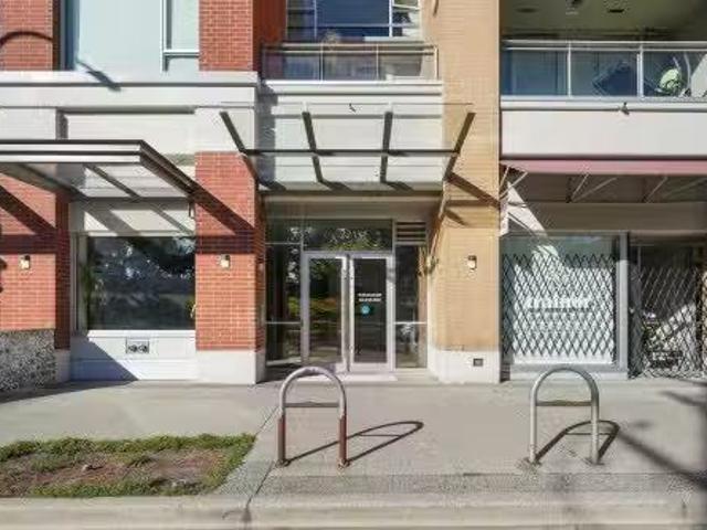715 221 Union Street, Vancouver, BC, V6A 0B4 Single Family P.
