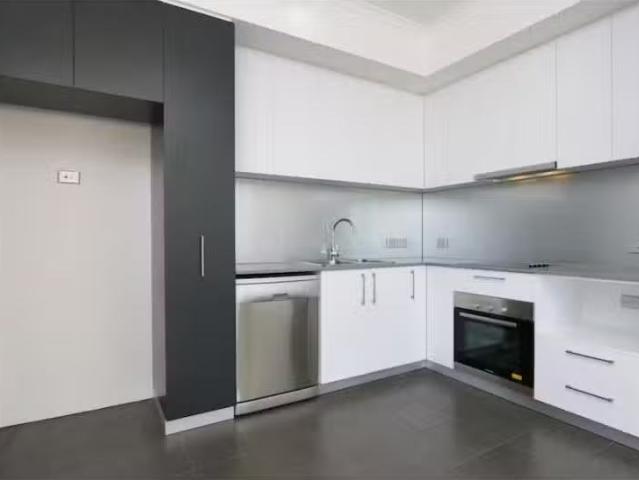 7/15 Aberdeen Street, PERTH Apartment for rent Listed by Leas.