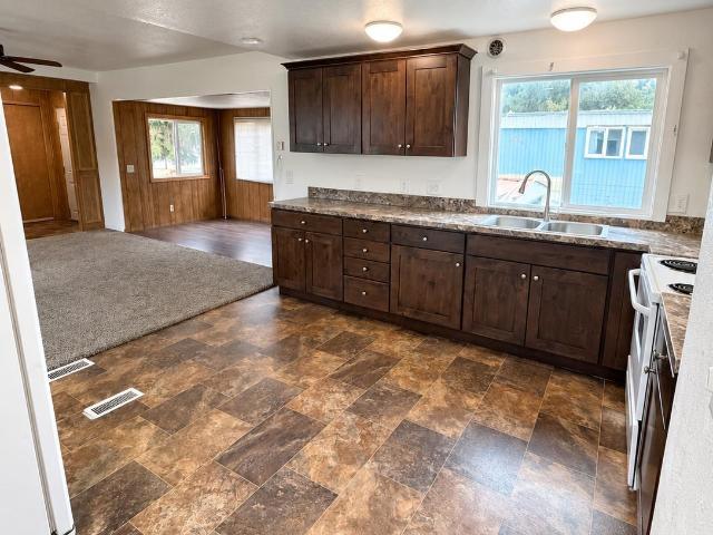 715 E Center St Trlr #21