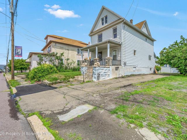 715 E Drinker Street