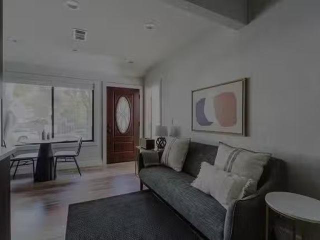 715 Everett Ave, Crescent Park 3 Bedroom 2 Bath