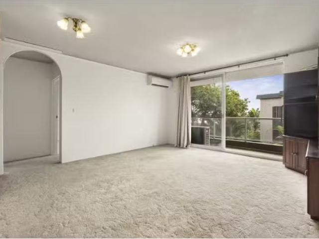 7/15 Frazer Street, Collaroy Apartment for rent Listed by Vic.