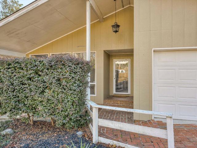 715 Hammond Drive