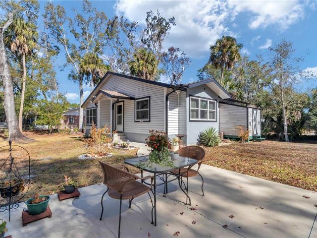 715 NE 12th Ter, Crystal River, FL 34428 | MLS #OM717232