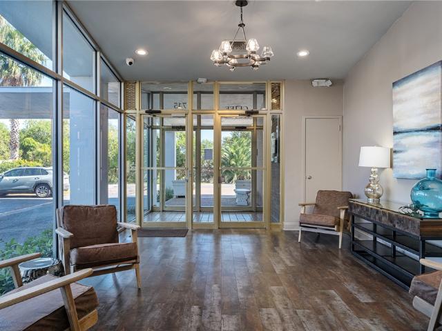 715 S Upper Broadway Street 205