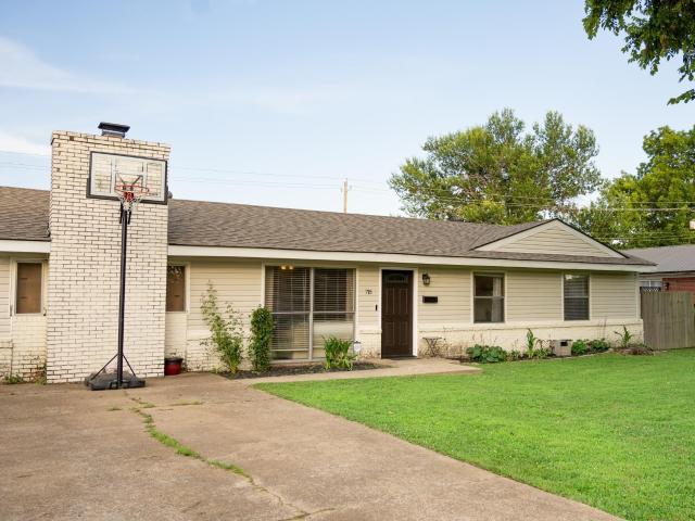 715 SE 7th Street