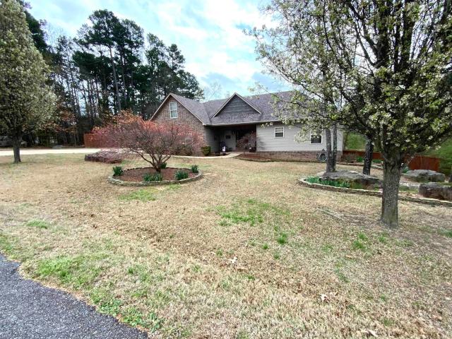 715 Summer Heights Drive
