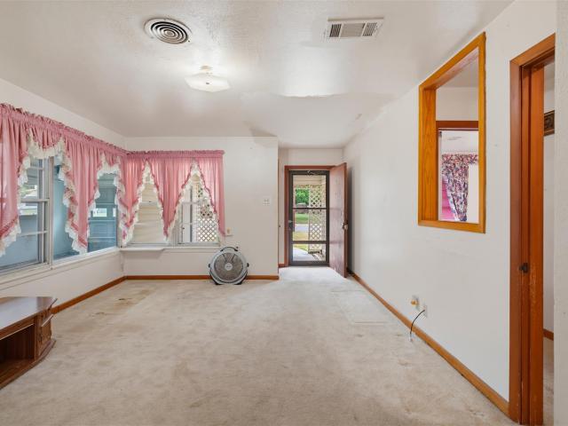 715 Rockdale Rd