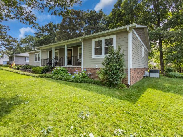 715 Wanda Ln