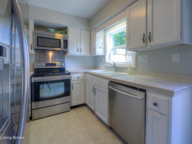 715 Yorkwood Pl