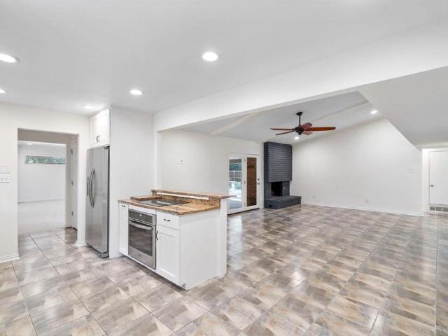 7162 Carrousel Circle
