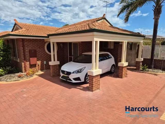 7/162 Royal Street, YOKINE, WA 6060 Villa for Rent