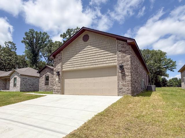 716 Moon Road