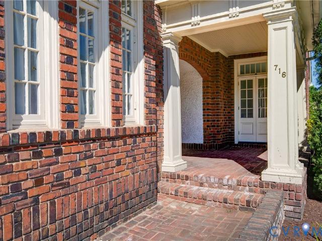 716 N Arthur Ashe Boulevard