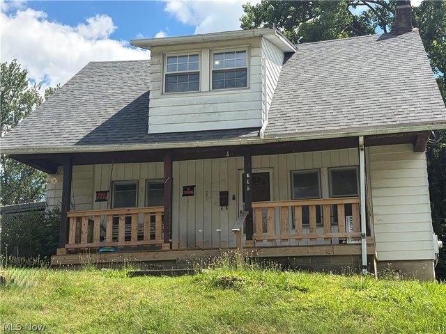 716 Shelby St, Zanesville, OH 43701