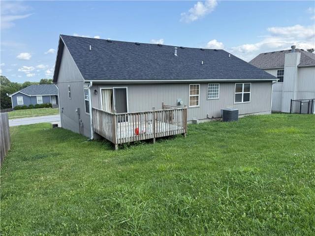 716 SW Brome Drive