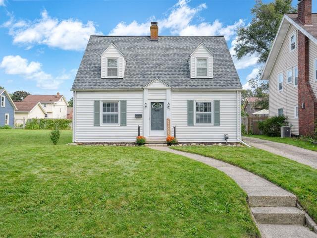 716 Woodfield Drive