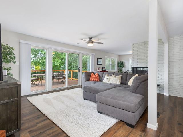 716 Woodland Hills Road