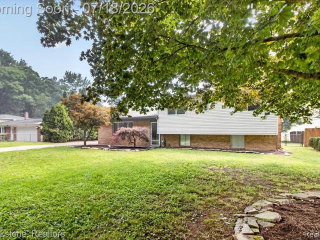 7176 Perry Lake Road