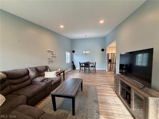 7177 N Churchill Place