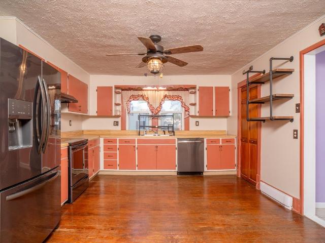 7177 east point rd