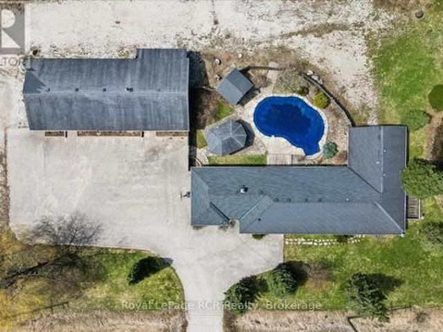 7179 Highway, Georgian Bluffs, ON, N4K 5N7 house for sale | Listing ID X13037 | Royal LePage
