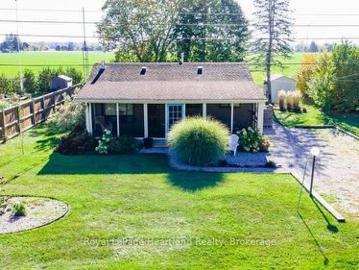 71702 Old Cedarbank Lane, Bluewater Hay, ON, N0M 1N0 house for sale | Listing ID X13424 | Royal LePage
