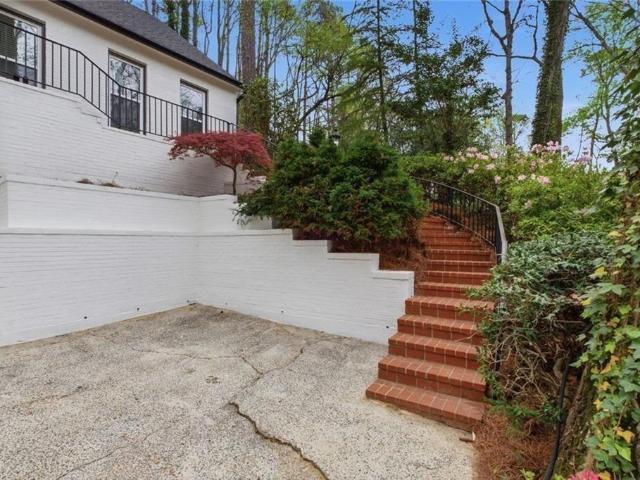 7170 Riverside Dr, Atlanta, GA 30328 | MLS #7792