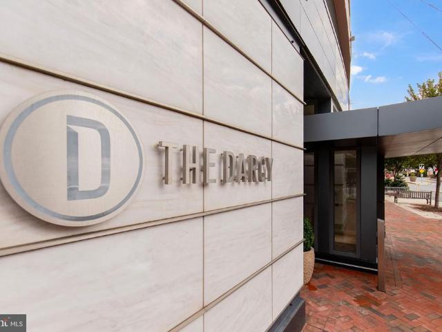 7171 Woodmont Avenue # 807