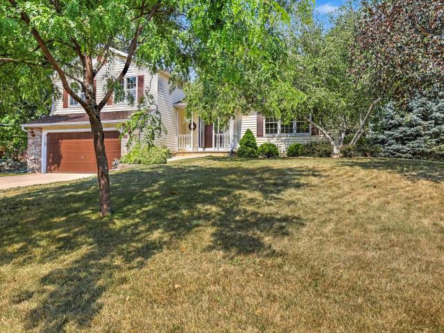 717 Cresthaven Drive