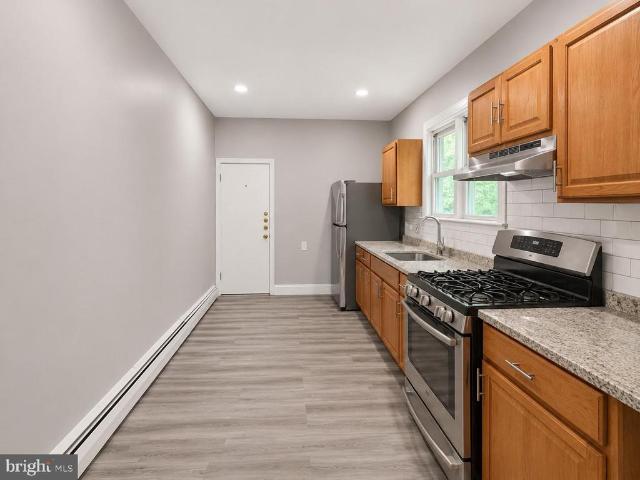 717 Division Street