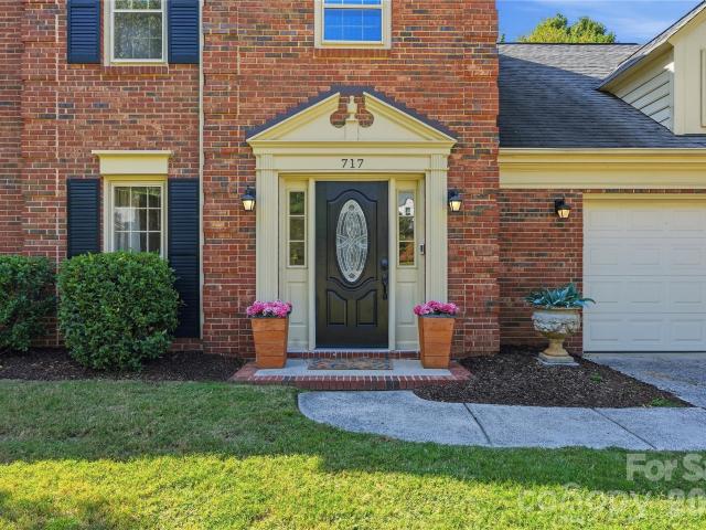 717 Fredricksburg Road