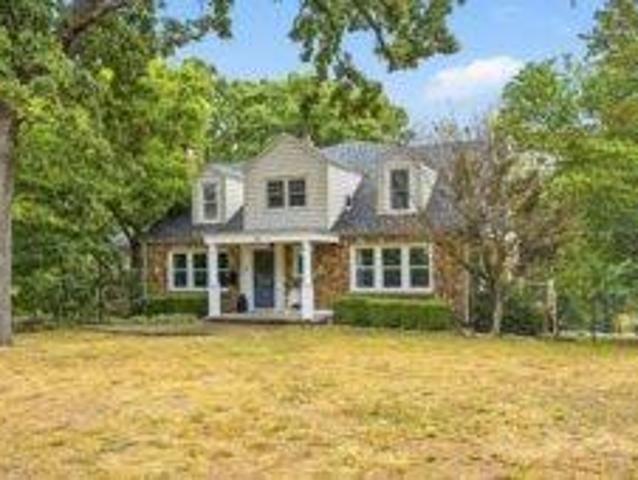 717 Oak Ridge Drive