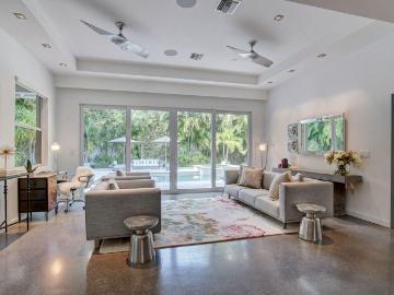 717 NE 1st Court, Delray Beach, US, FL