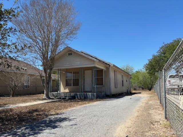 717 S Virginia Ave, Mercedes, TX 78570 | MLS #500876