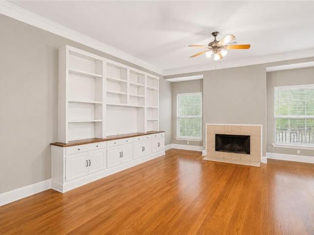 717 Woodridge Boulevard