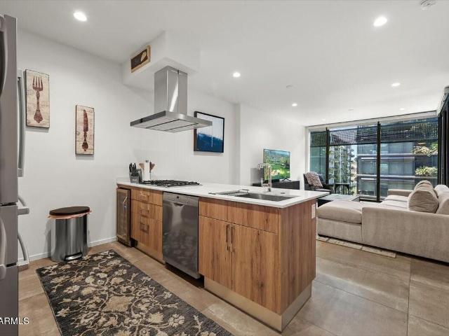 7180 E KIERLAND Boulevard # 702