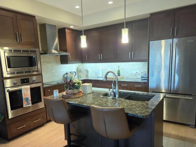 718 200 Bellerose Drive