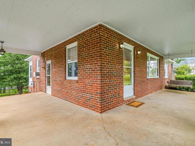 718 E Main Street
