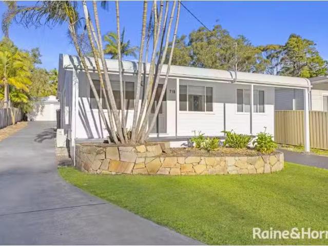718 The Entrance Road, BATEAU BAY House for rent Listed by Da.