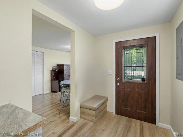 7190 Lakeshore Road