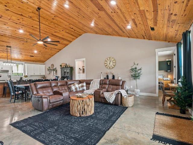 719 Co Rd 62