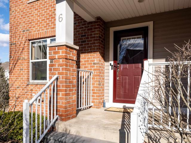 719 Cricket Ln, Unit 6, Middleton, WI 53562 | MLS #2016