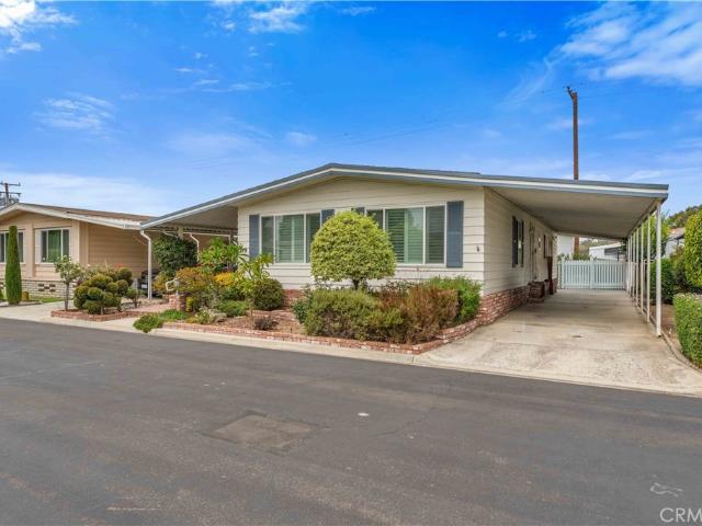 719 Glenlake