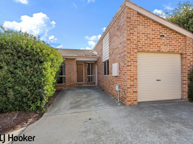 7/19 elvire place palmerston act townhouse for rent lj hooker