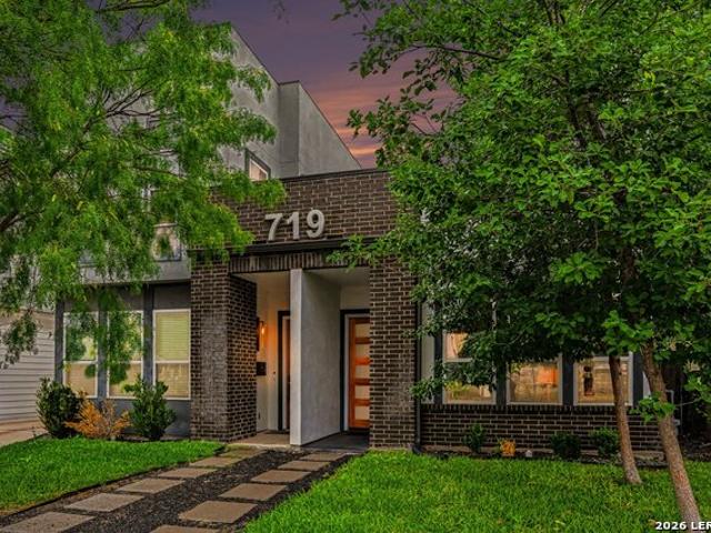 719 Eleanor Ave, Unit 102