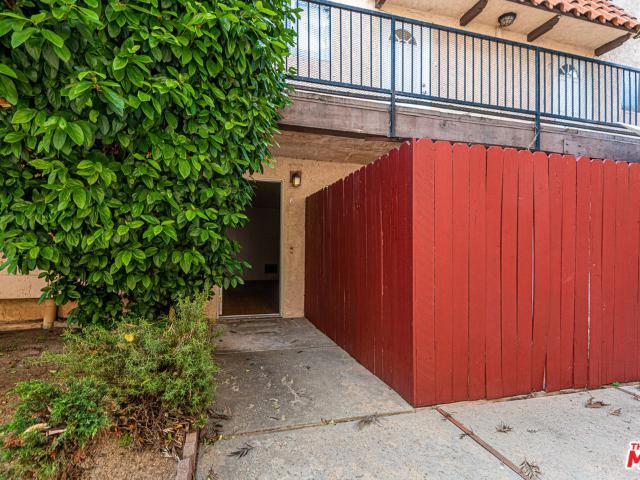 719 N Eucalyptus Ave, Unit 6A, Inglewood, CA 90302 | MLS #26673