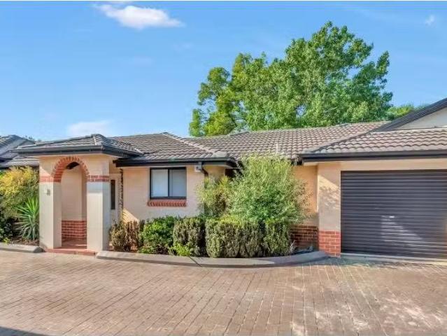 7/1 3 Renfrew Street, GUILDFORD Apartment for rent Listed by.