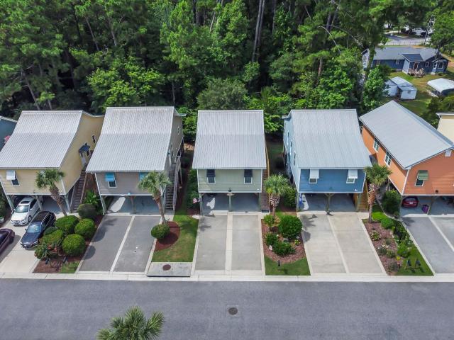 71 Weatherboard Ct