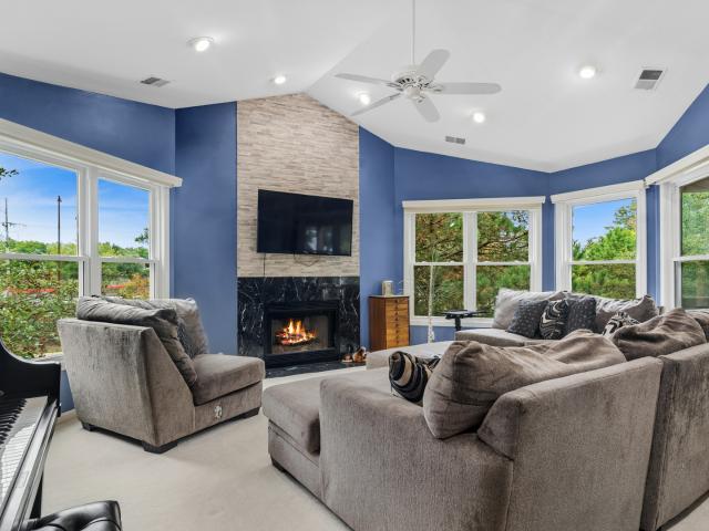 71 Willow Parkway # 72 2
